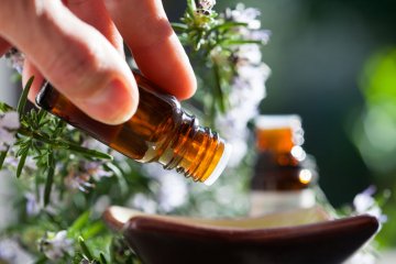 Co je aromaterapie a jak s ní začít doma: Praktický průvodce