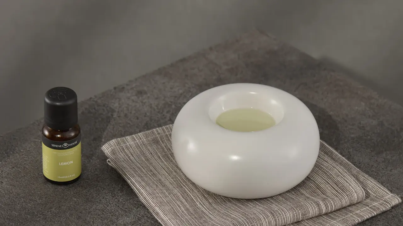 Elektrická aromalampa na éterické oleje Peris White - Serene House